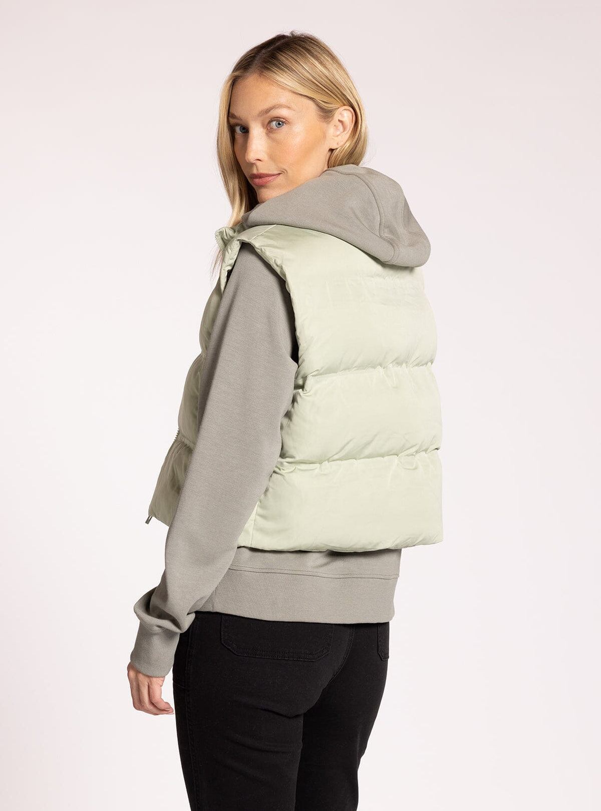 ISSEY VEST - PREPACK 6 UNITS