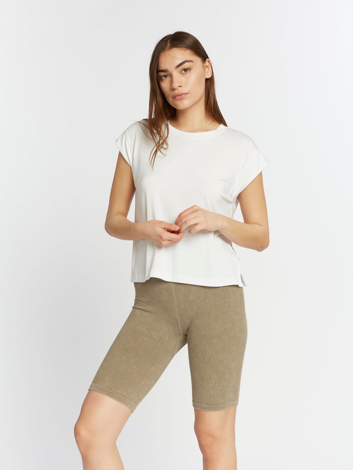 DELLA-MARIE TEE - PRE PACK 6 UNITS