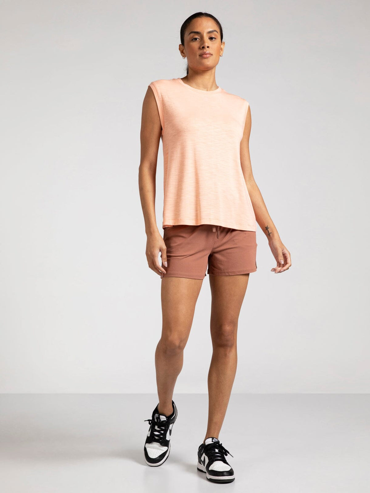 EMILY TEE - PREPACK 6 UNITS