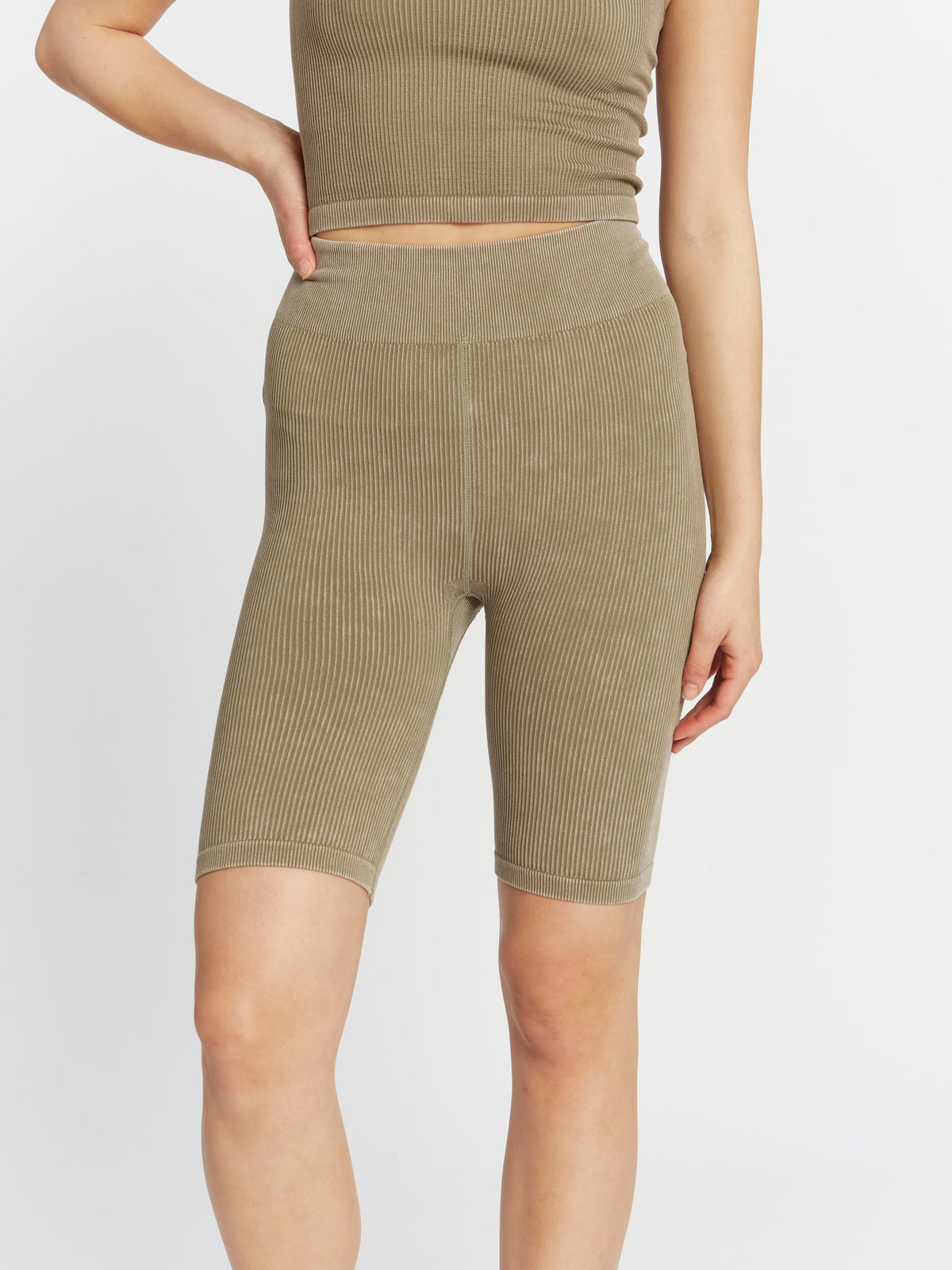 KYLA SHORTS - PRE PACK 6 UNITS